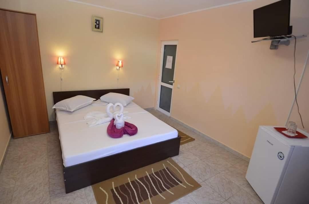 Vila Robert Hotel Schitu Eksteriør billede