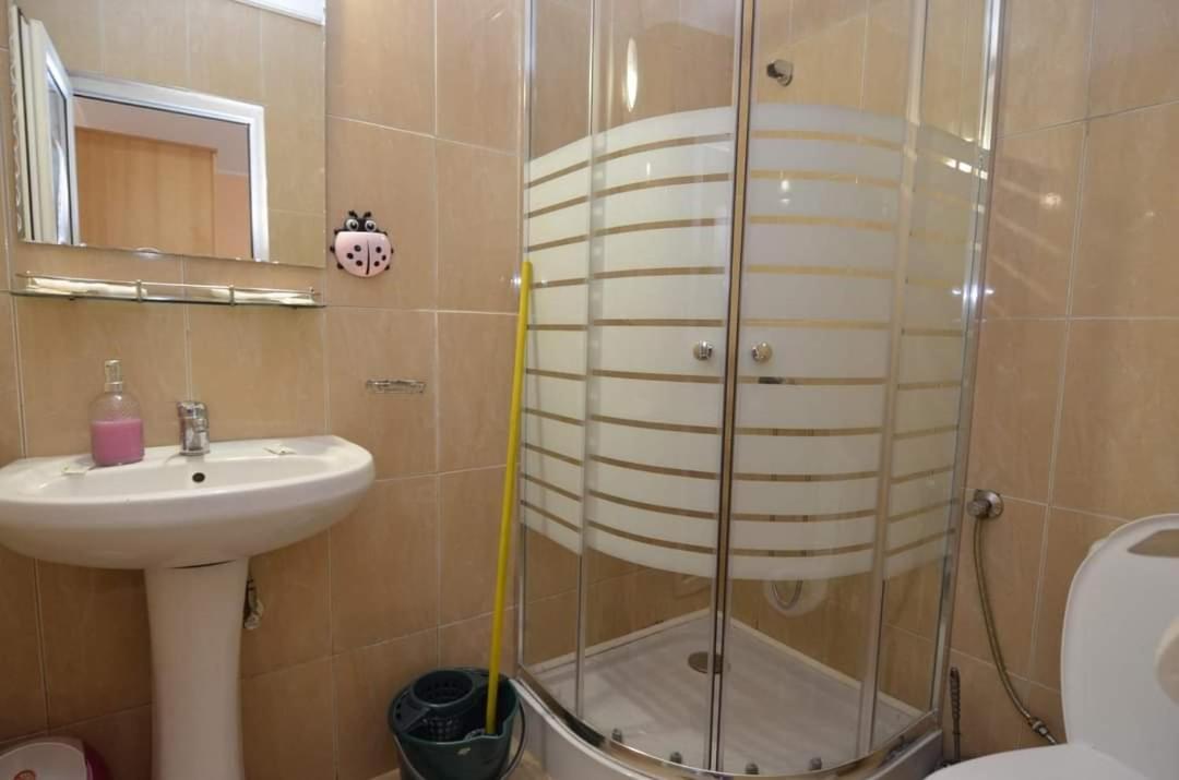 Vila Robert Hotel Schitu Eksteriør billede