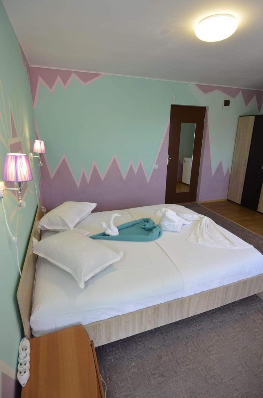 Vila Robert Hotel Schitu Eksteriør billede